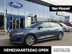 Ford Focus - 1.0 EcoBoost Hybrid Titanium | CARPLAY | PARKEERSENSOREN | WINTER PACK |