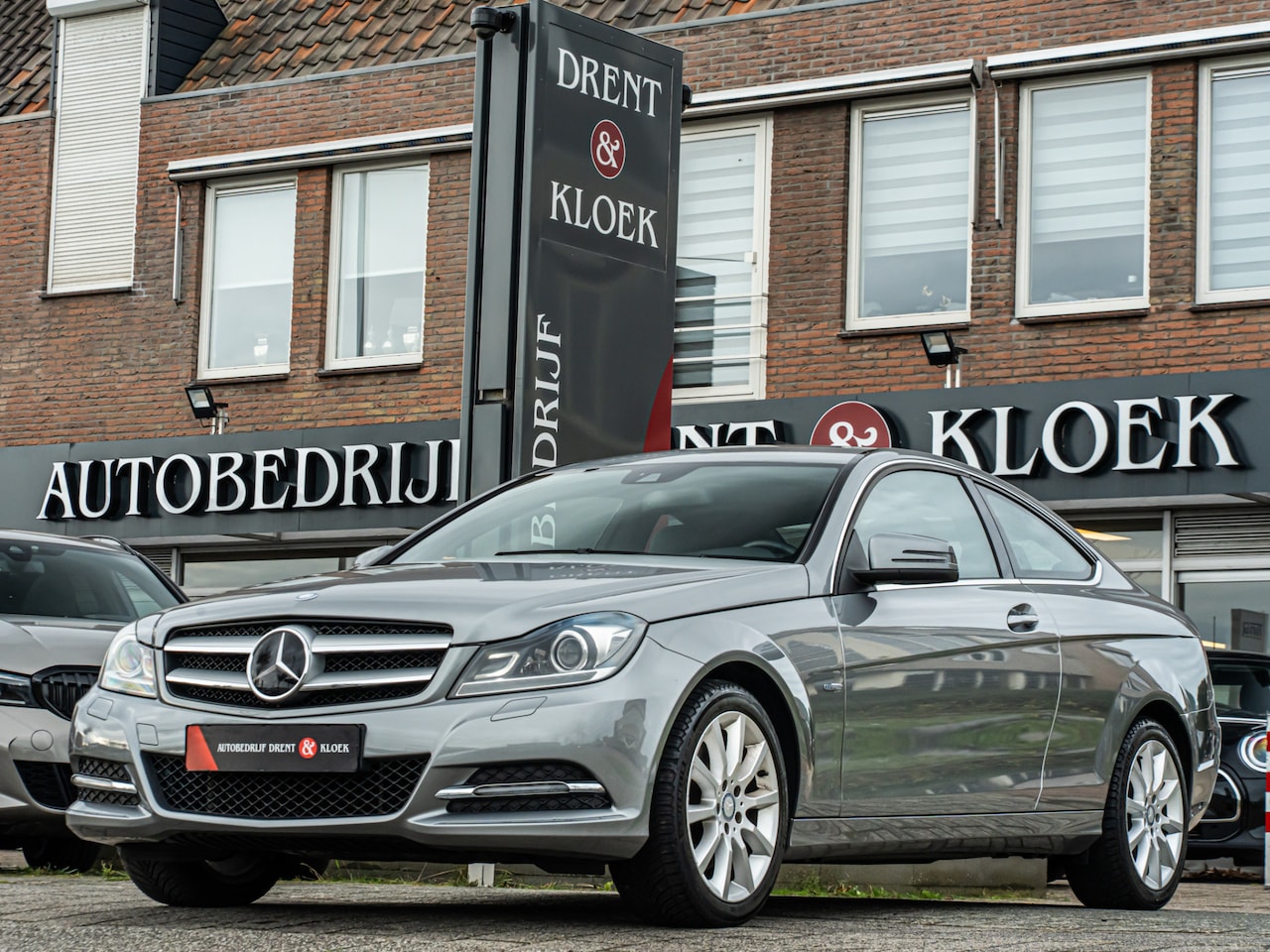 Mercedes-Benz C-klasse Coupé - 350 ORG NL XENON MEMORY STOEL CRUISE DODEHOEK STOELVERW TREKHAAK - AutoWereld.nl