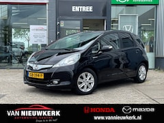 Honda Jazz - 1.4 i-VTEC Hybrid Automaat Elegance | Trekhaak | Panoramadak | Parksensoren