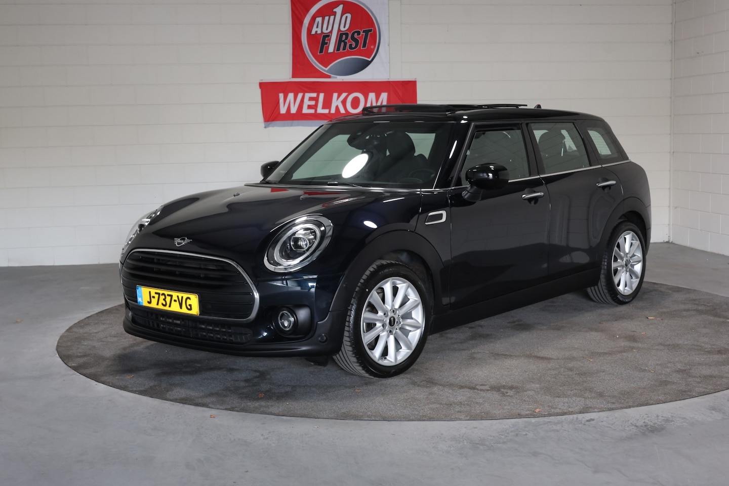 MINI Clubman - 1.5 Cooper Business Edition Mini 1.5 Cooper Business Edition, Automaat, Panodak, Leer, Sportstoelen, Harman Kardon HiF - AutoWereld.nl