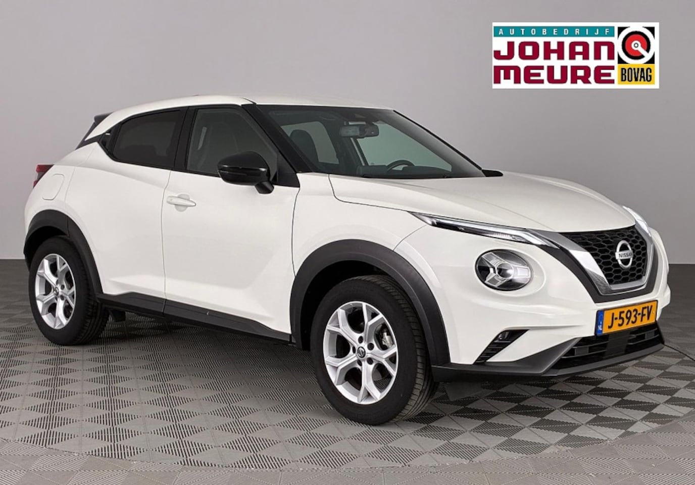 Nissan Juke - 1.0 DIG-T N-Connecta ✅ 1e Eigenaar -HEMELVAART OPEN!- - AutoWereld.nl