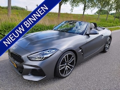 BMW Z4 Roadster - sDrive20i High Executive * 36.079 KM * M-PAKKET * FABRIEKSKLEUR