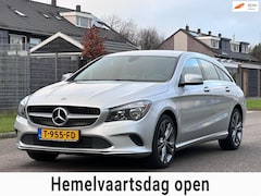 Mercedes-Benz CLA-klasse Shooting Brake - AMG 180 Business Solution AMG Automaat*Achteruit camera*Navigatie*Cruise*Leder*LM velgen