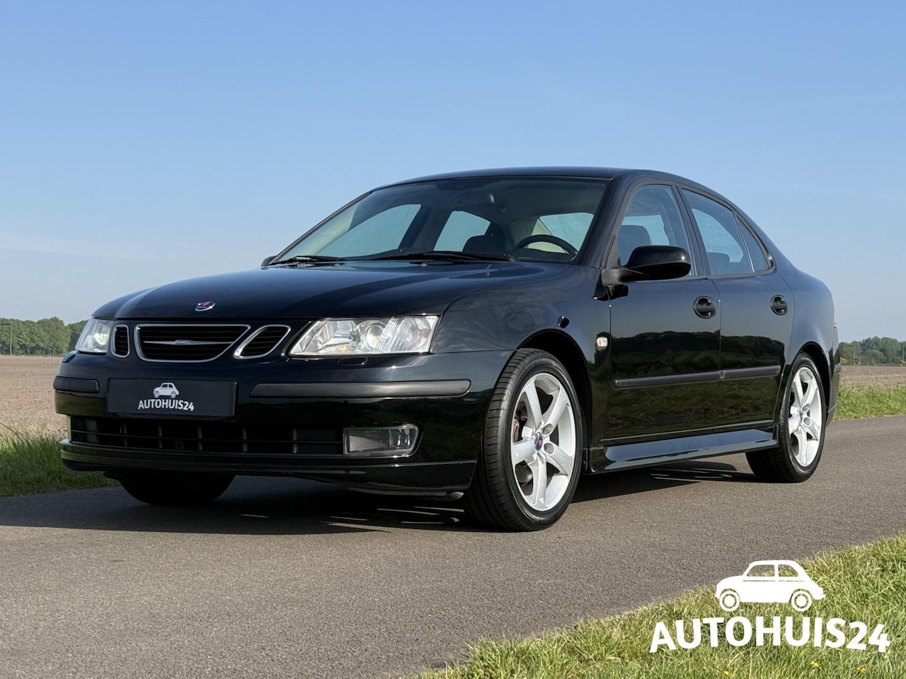 Saab 9-3 Sport Sedan - 1.8t Vector 1.8t Vector - AutoWereld.nl