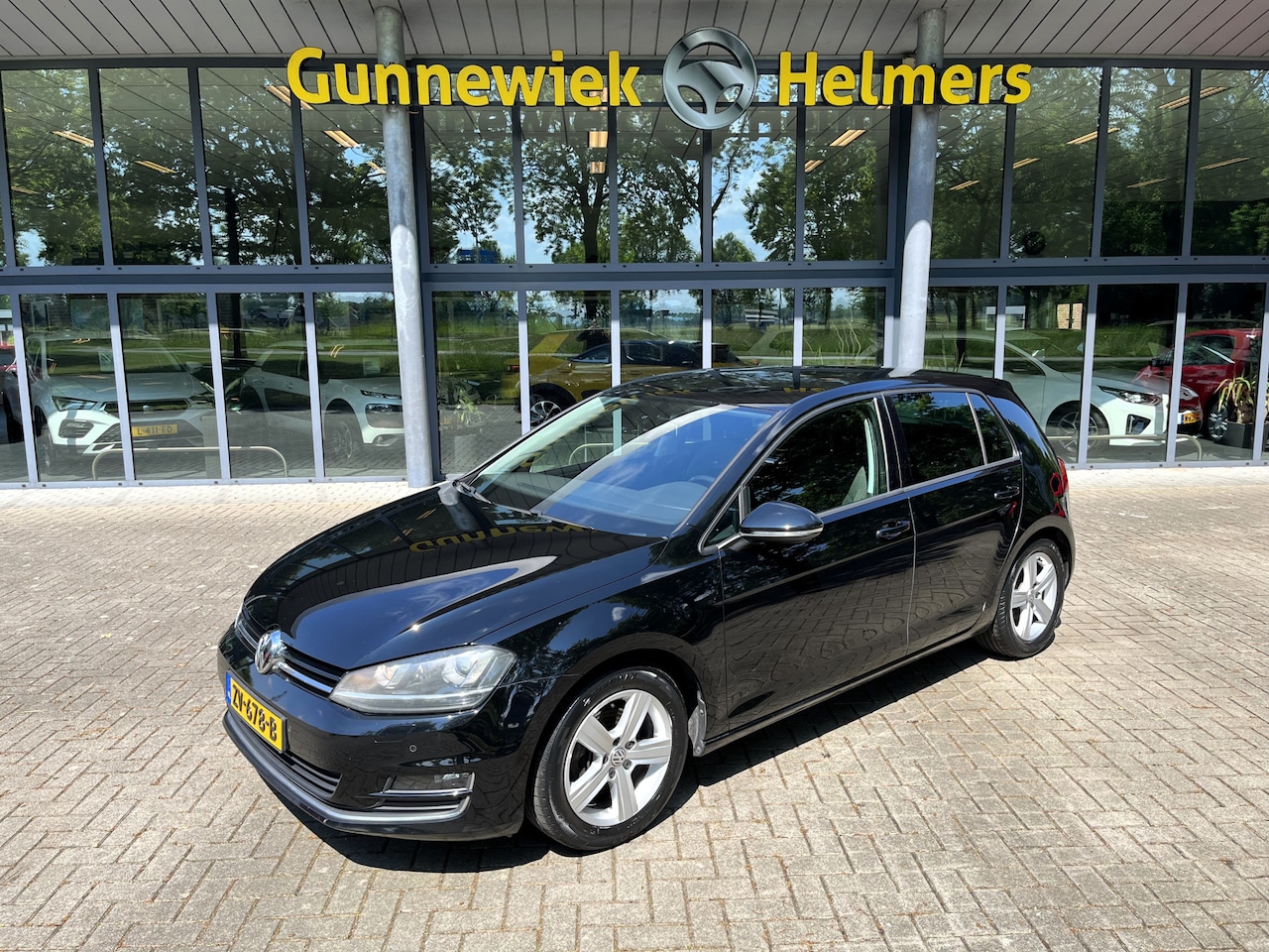 Volkswagen Golf - 1.4 TSI ACT Highline | AUTOMAAT | BLUETOOTH | CLIMA | CRUISE | PDC V&A - AutoWereld.nl