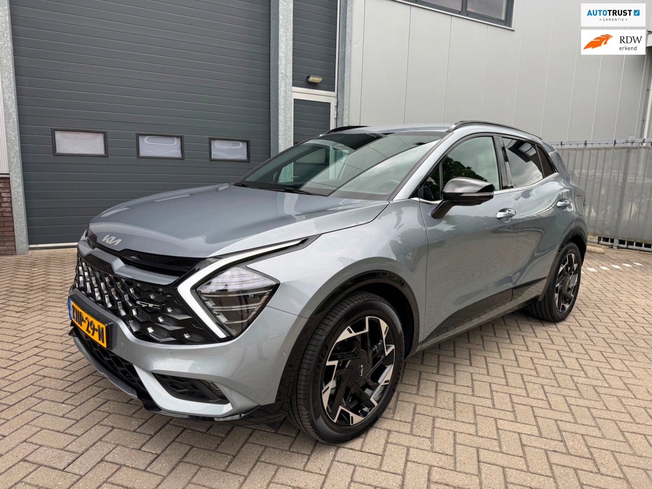 Kia Sportage - 1.6 T-GDi Plug-in Hybrid AWD GT-PlusLine 1.6 T-GDi Plug-in Hybrid AWD GT-PlusLine, Harman/Kardon, Stoelventilatie, Afneembare trekh - AutoWereld.nl