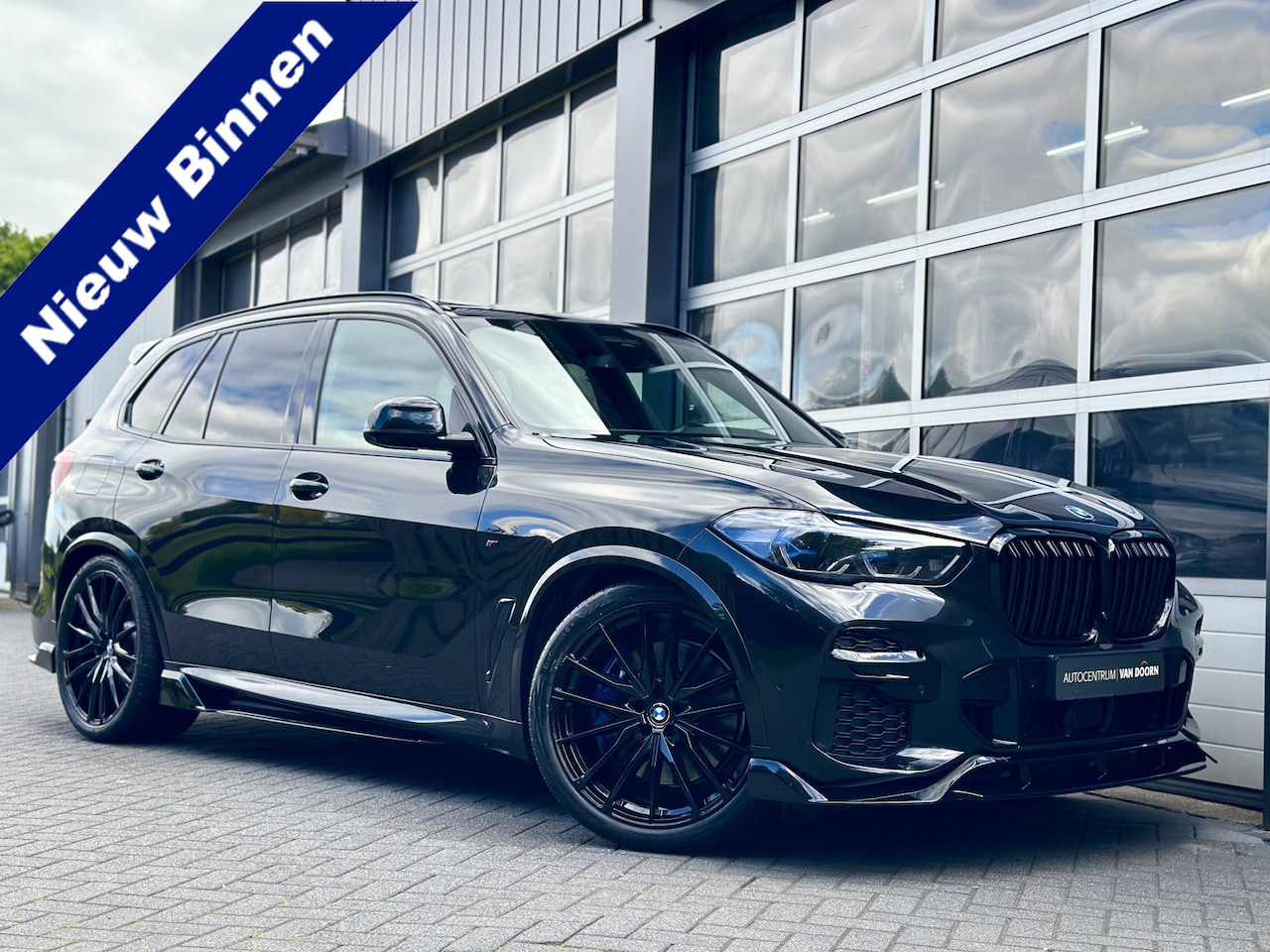 BMW X5 - xDrive45e | M-Sport | Dark Label | Panodak | Luchtvering | Laser | Stoelventilatie | Headu - AutoWereld.nl