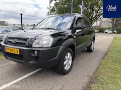 Hyundai Tucson - 2.0 CRDI StyleVersion | Grijs Kenteken | Leer | Trekhaak | Marge