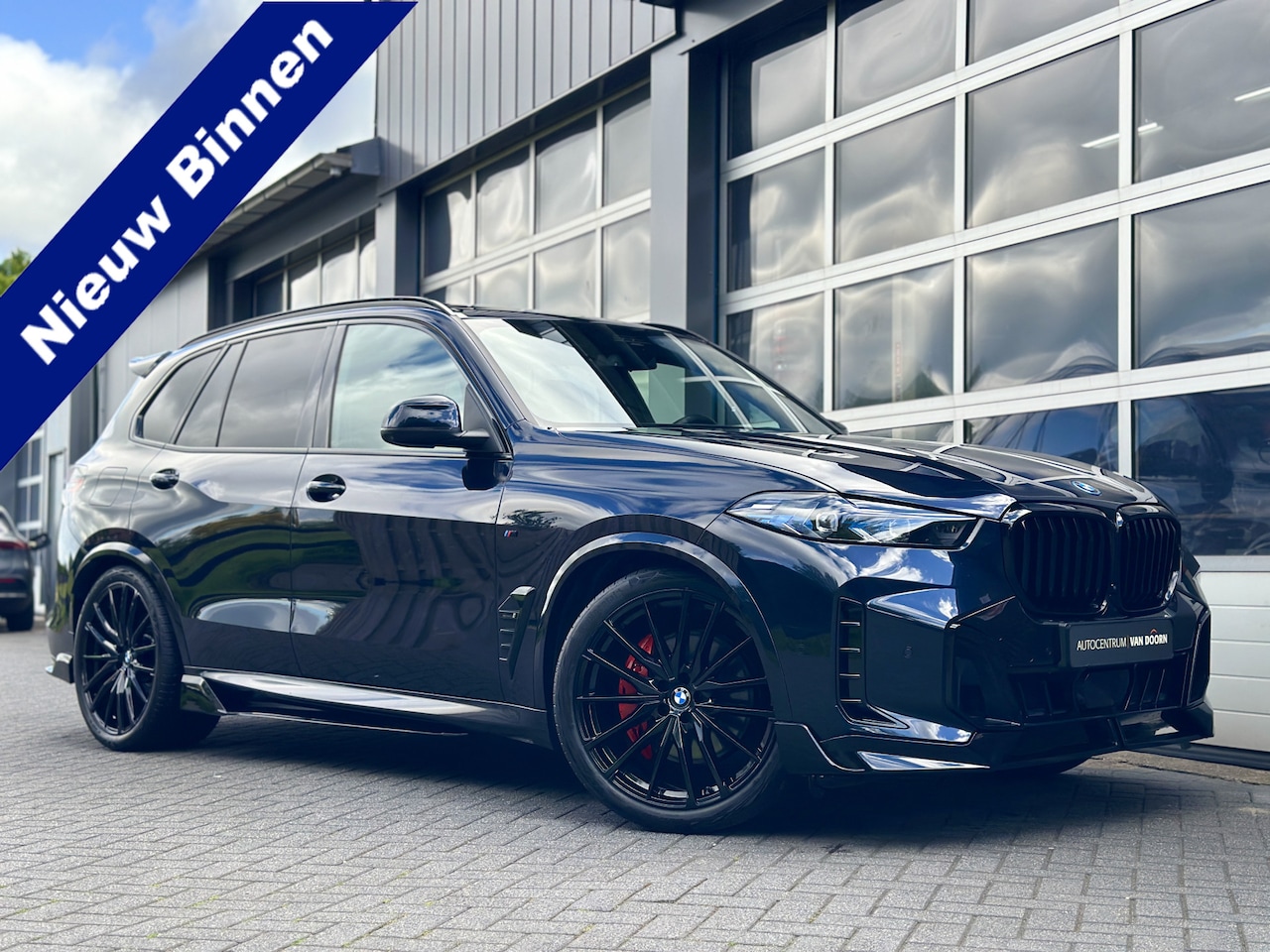 BMW X5 - xDrive50e | M-pakket | Spoilerpakket | Panodak | Luchtvering | Trekh | 24 mnd Premium Gara - AutoWereld.nl