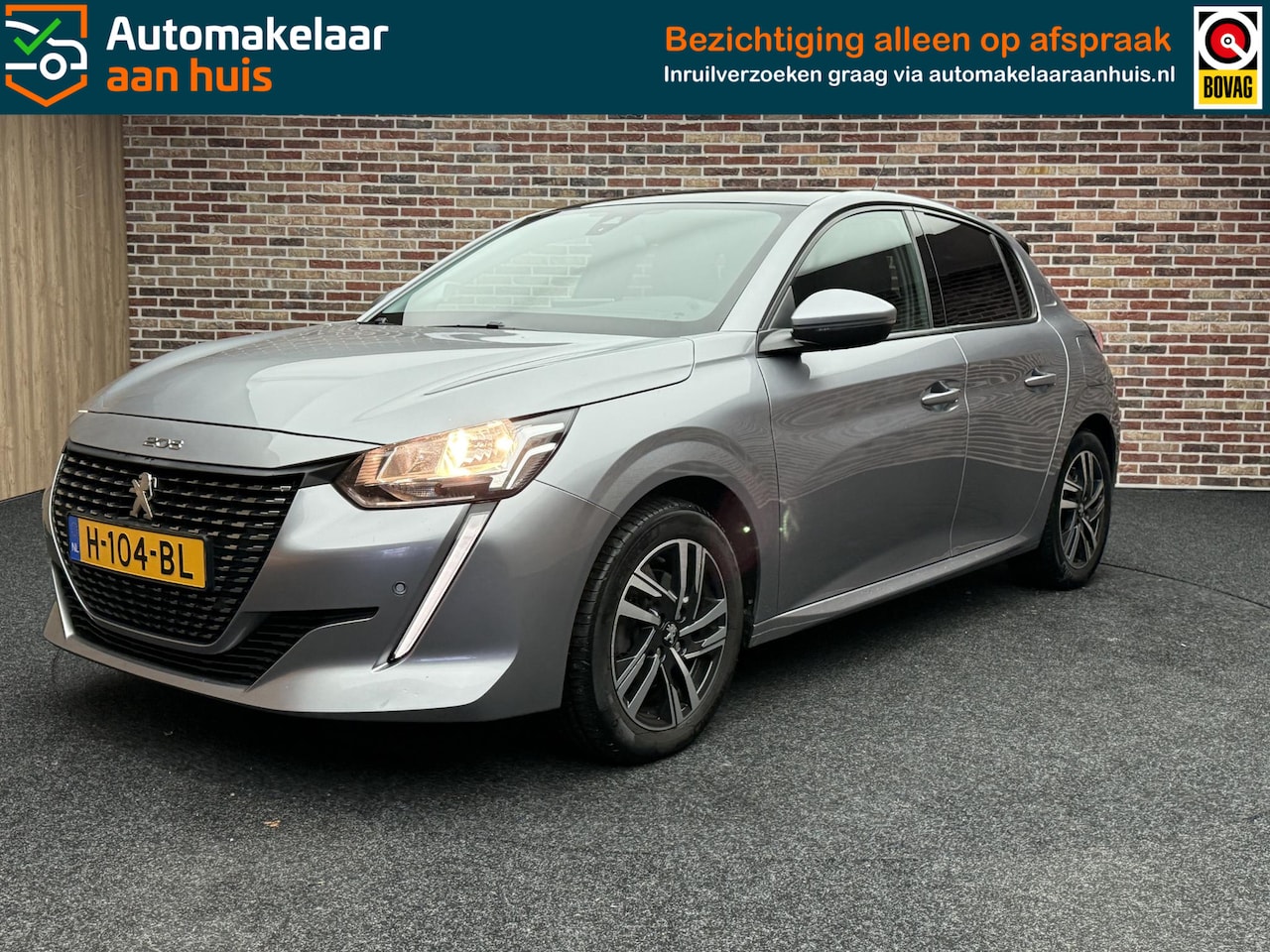 Peugeot 208 - 1.2 PureTech Allure Panorama Automaat Virtual Cruise - AutoWereld.nl
