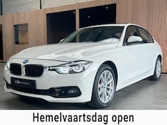 BMW 3-serie - 320i xDrive Leder | Camera | Schuifdak EXPORTPRIJS EX BPM
