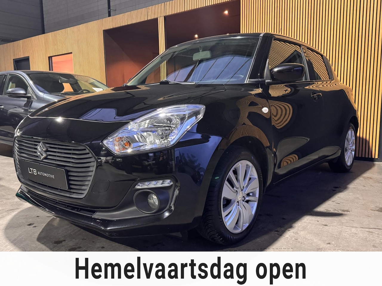 Suzuki Swift - 1.2 Select Automaat|Navi|Stoelverw.|APK - AutoWereld.nl