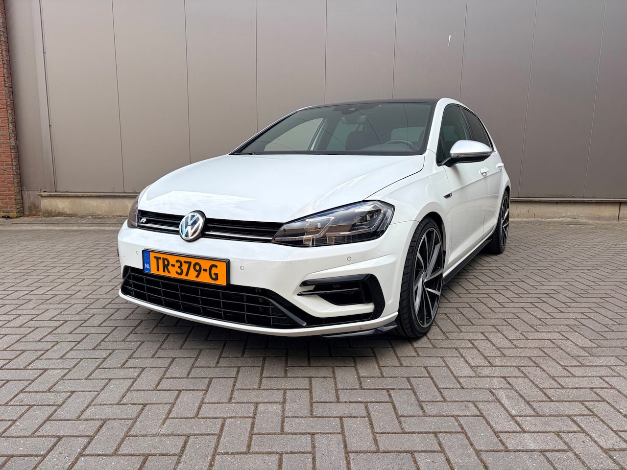 Volkswagen Golf - 2.0 TSI 4Motion R 2.0 TSI 4Motion R - AutoWereld.nl