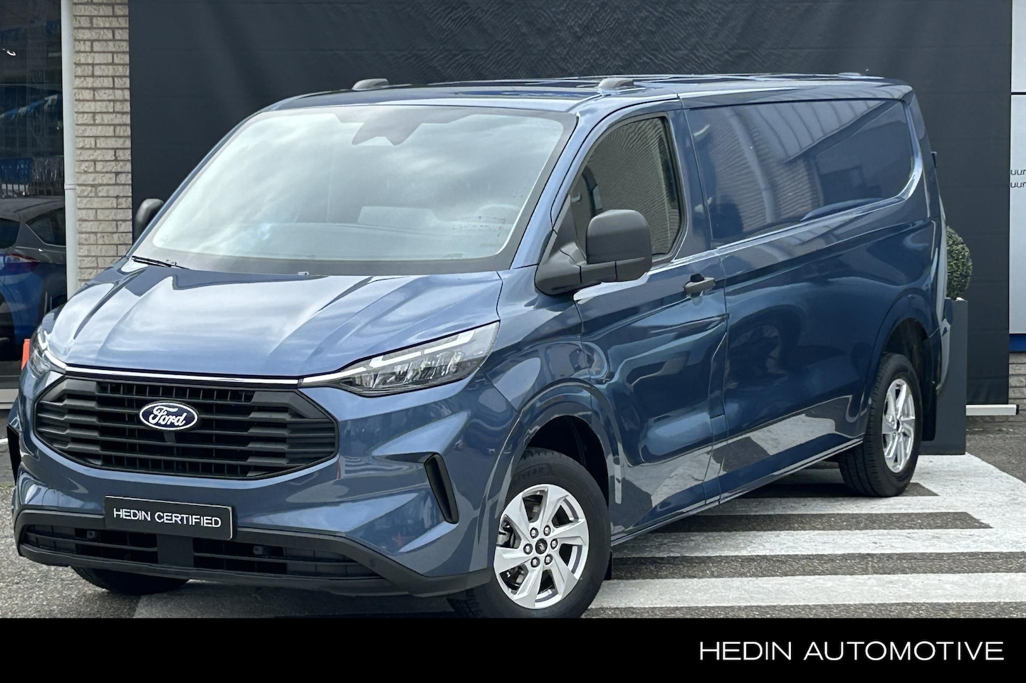 Ford Transit Custom - 320 2.0 TDCI L2H1 Trend AUTOMAAT 136PK !!! - AutoWereld.nl