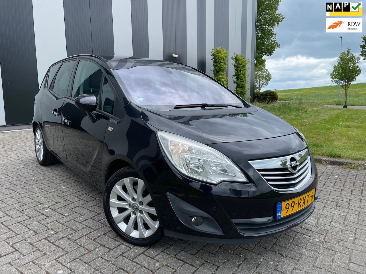 Opel Meriva - 1.4 Turbo Cosmo Clima-Pdc-Pano-Cruise-Lmv - AutoWereld.nl