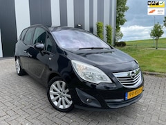 Opel Meriva - 1.4 Turbo Cosmo Clima-Pdc-Pano-Cruise-Lmv