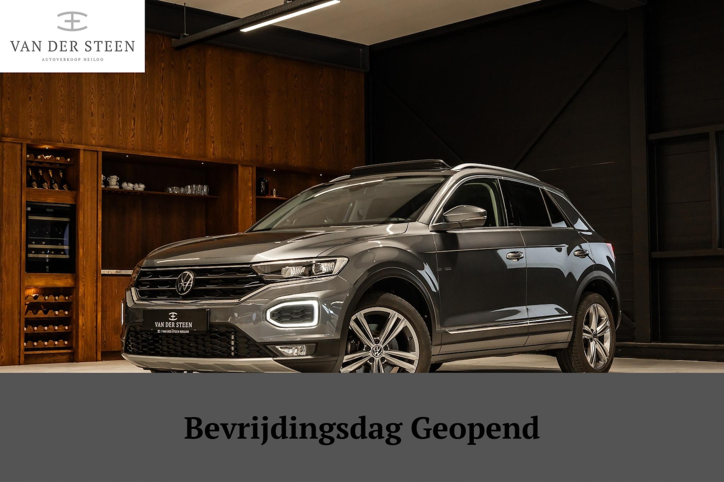 Volkswagen T-Roc - 2.0 TSI 4Motion Sport Business R Schuifdak | Camera | Adapt. Cruise - AutoWereld.nl