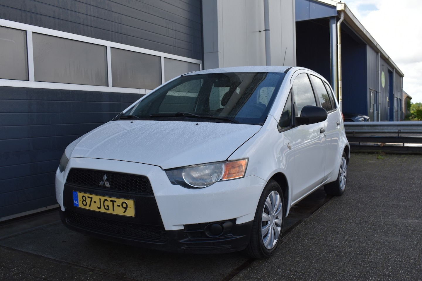 Mitsubishi Colt - 1.1 Inform 1.1 Inform - AutoWereld.nl
