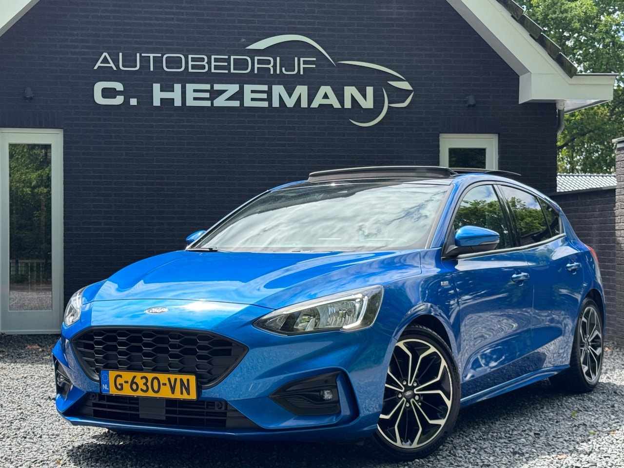 Ford Focus Wagon - 1.0 125PK ST Line Business Panoramadak LED B&O 19" DealerOH Cruise - AutoWereld.nl