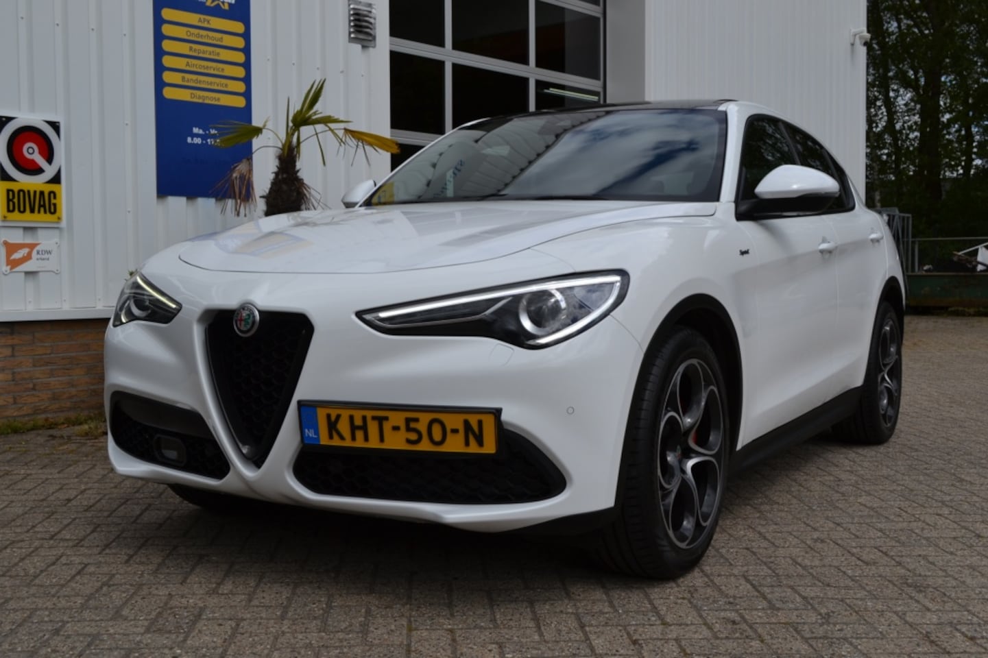 Alfa Romeo Stelvio - 2.0 T AWD Sprint 2.0 T AWD Sprint - AutoWereld.nl