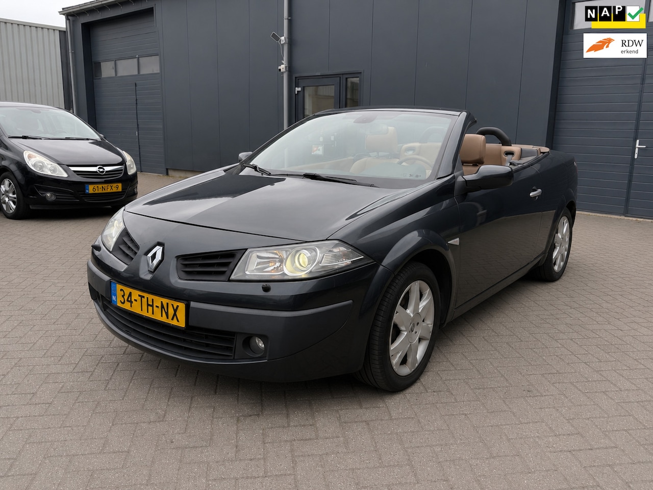 Renault Mégane coupé cabriolet - 2.0-16V T Tech Line Apk tot 02-2027 - AutoWereld.nl
