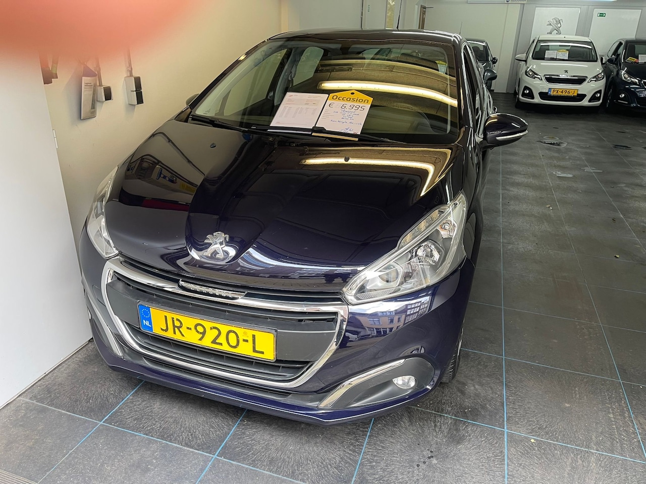 Peugeot 208 - 1.2 PureTech Blue Lion Peugeot 208 1.2 PureTech Blue Lion  5-Deurs - AutoWereld.nl