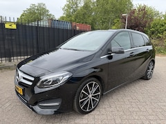 Mercedes-Benz B-klasse - 180 Automaat Ambition Navi/Cruise/LED/PDC