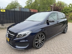 Mercedes-Benz B-klasse - 180 Ambition AMG Panorama/Alcantara/Navi/PDC