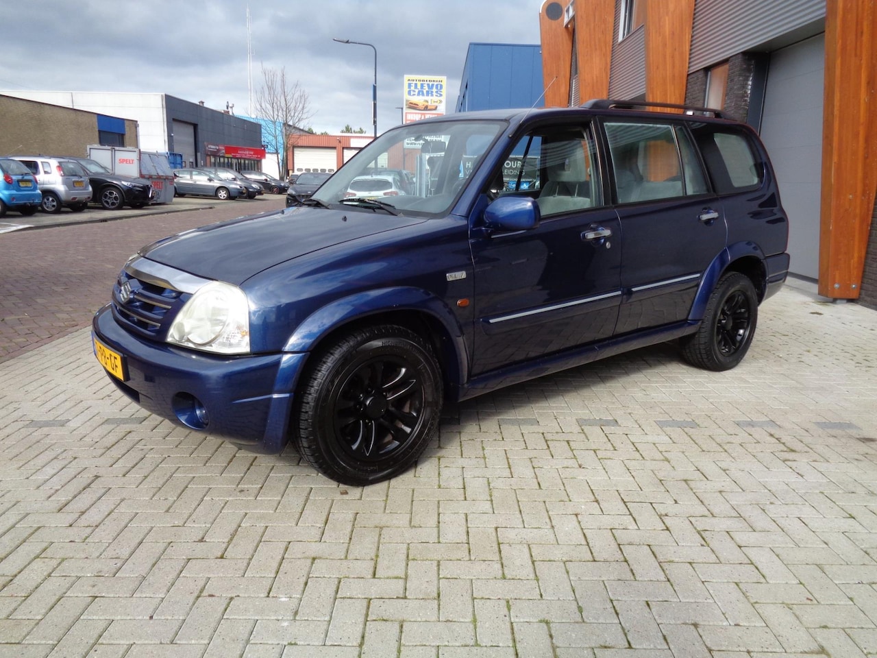 Suzuki Grand Vitara XL-7 - 2.7 V6 Aut. 4WD Navi LM-Velgen Cruise Trekhaak - AutoWereld.nl