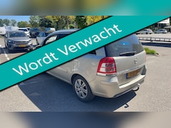 Opel Zafira - 2.2 Cosmo 150pk 7-Persoons 2e eig. Clima Trekhaak 1500kg. PDC