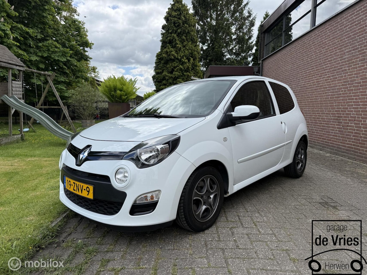 Renault Twingo - 1.2 16V A-C / Cruise 103.000km! - AutoWereld.nl