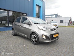 Kia Picanto - 1.0 CVVT ComfortLine Trekhaak Airco