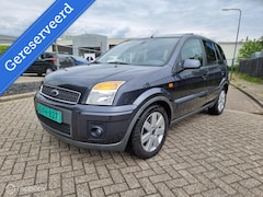 Ford Fusion - 1.6-16V Futura. LET OP ADRES