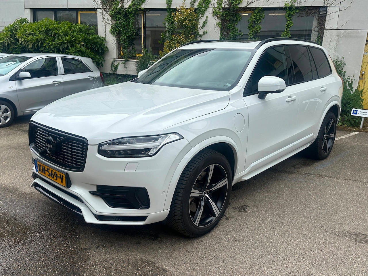 Volvo XC90 - 2.0 T8 Twin Engine AWD Inscription/ Pano/ 7 Zitter - AutoWereld.nl