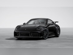 Porsche 911 - Carrera 4 GTS