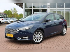 Ford Focus - 1.0 EcoBoost 100pk 5-deurs Titanium, Trekhaak, Keyless Entry, Parking Pack