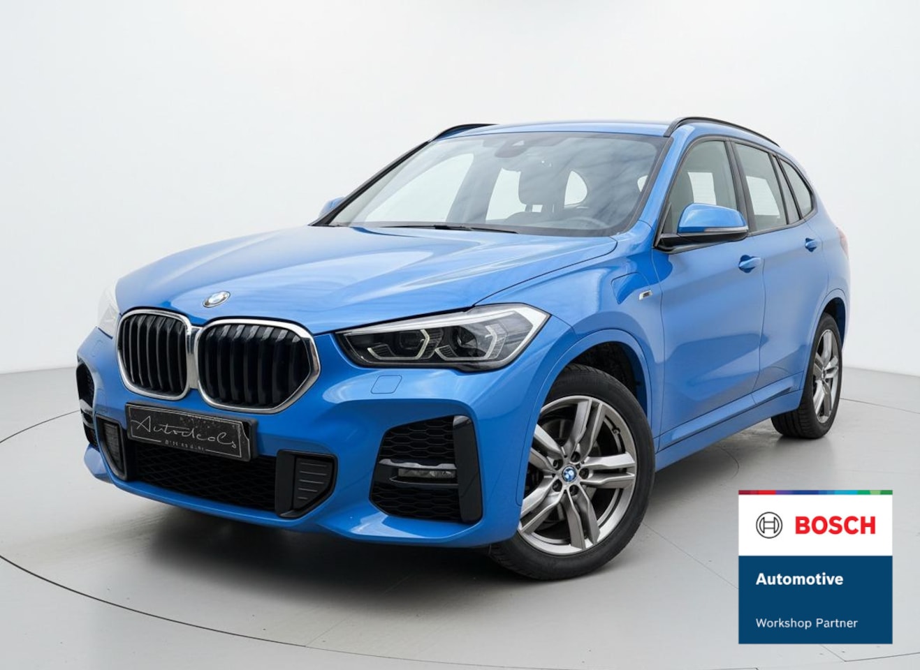 BMW X1 - xDrive25e M SPORT - LEER - CRUISE - STOELVERWARMING - AutoWereld.nl