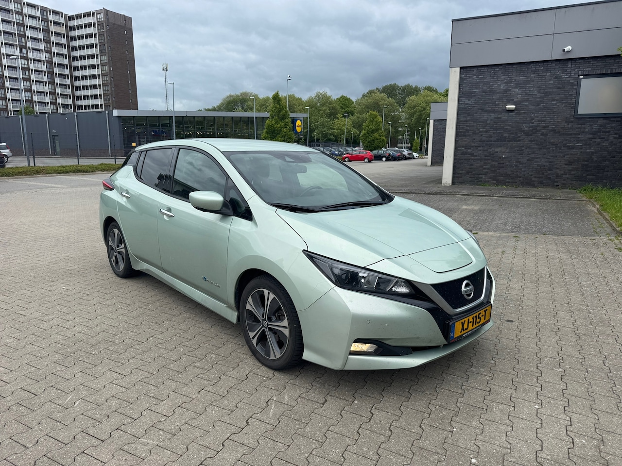 Nissan LEAF - N-Connecta 40 kWh N-Connecta 40 kWh - AutoWereld.nl