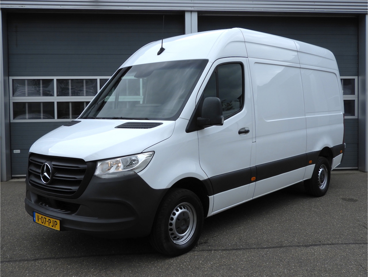 Mercedes-Benz Sprinter - 315 1.9 CDI L2H2 RWD AUT | 3.5t TREKHAAK | CAMERA | CARPLAY | NAVI - AutoWereld.nl