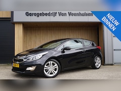 Kia Pro cee'd - ProCeed 1.6 GDI 135pk 3Drs Business Pack Navi A-Camera 17inch LM Clima *NL auto* Keurig ex