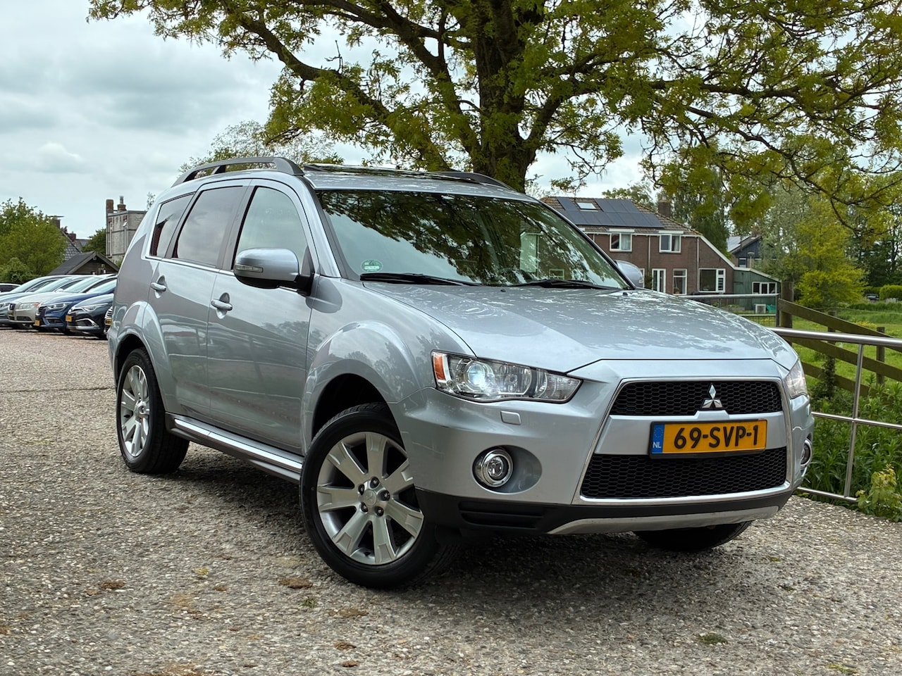 Mitsubishi Outlander - 2.0 Edition Two | Schuif/kanteldak + Lederbekleding + Cruise Nu € 8.975,-!!! - AutoWereld.nl