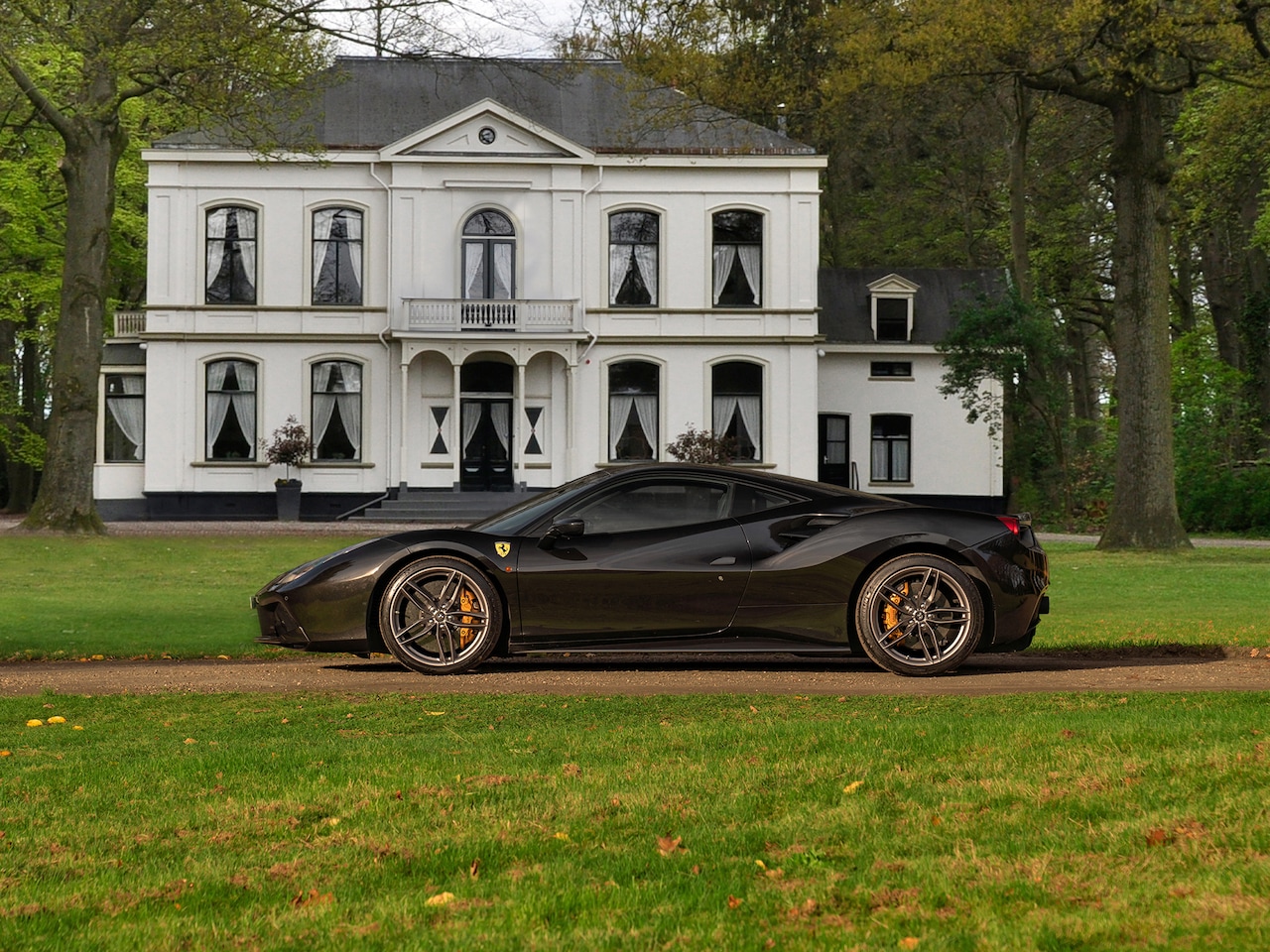 Ferrari 488 - 3.9 GTB HELE | Veel carbon! | Front-lift | JBL | CarPlay - AutoWereld.nl