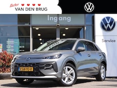 Volkswagen T-Roc - 1.5 eTsi 116 pk DSG Life First Edition | Trekhaak | Torino 18" LM | Comfort pakket | Multi