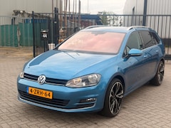 Volkswagen Golf Variant - 1.2 TSI Business Edition Automaat Clima Leer Navi Camera