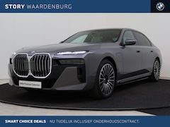 BMW 7-serie - 750e xDrive M Sport Automaat / Panoramadak Sky Lounge / Trekhaak / Massagefunctie / Bowers