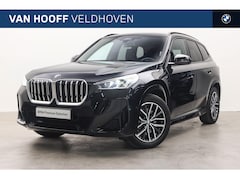 BMW X1 - sDrive20i M Sport Automaat / Trekhaak / Achteruitrijcamera / Sportstoelen / M Adaptief ond