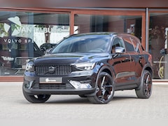 Volvo XC40 - 2.0 B4 PLUS BLACK EDITION