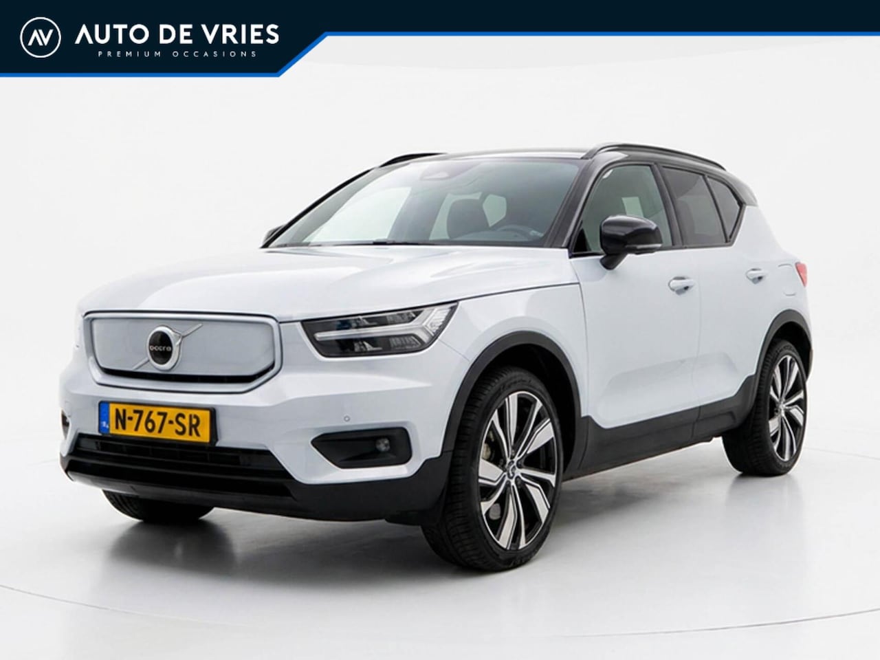 Volvo XC40 - Recharge Core 70kWh | SOH 93% | Navigatie | Camera | 20 inch LMV | Trekhaak - AutoWereld.nl