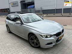 BMW 3-serie Touring - 318i M Sport Corporate Lease PANO AUTOMAAT LEER NAVI Stoelverwarming