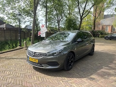 Opel Astra Sports Tourer - 1.2 Design & Tech Hemelvaartsdag open 9-12 uur